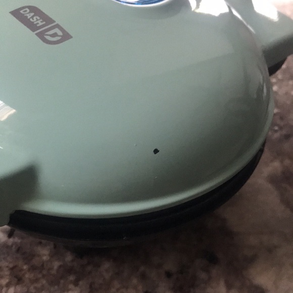 NWOT Dash Mini Waffle Maker - Aqua - Picture 4 of 4